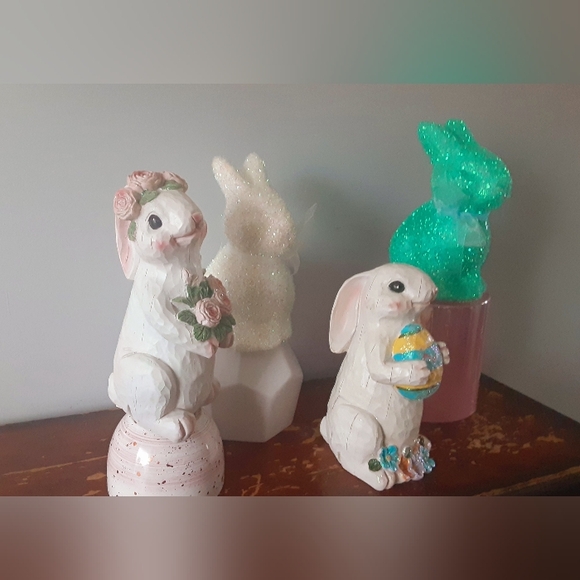 Spring Easter Bunny Rabbit Home Decor Bundle - Picture 2 of 9